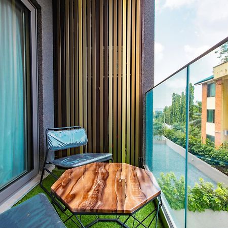 7 Minutes From The Airport - Chic Studio Аккра Экстерьер фото