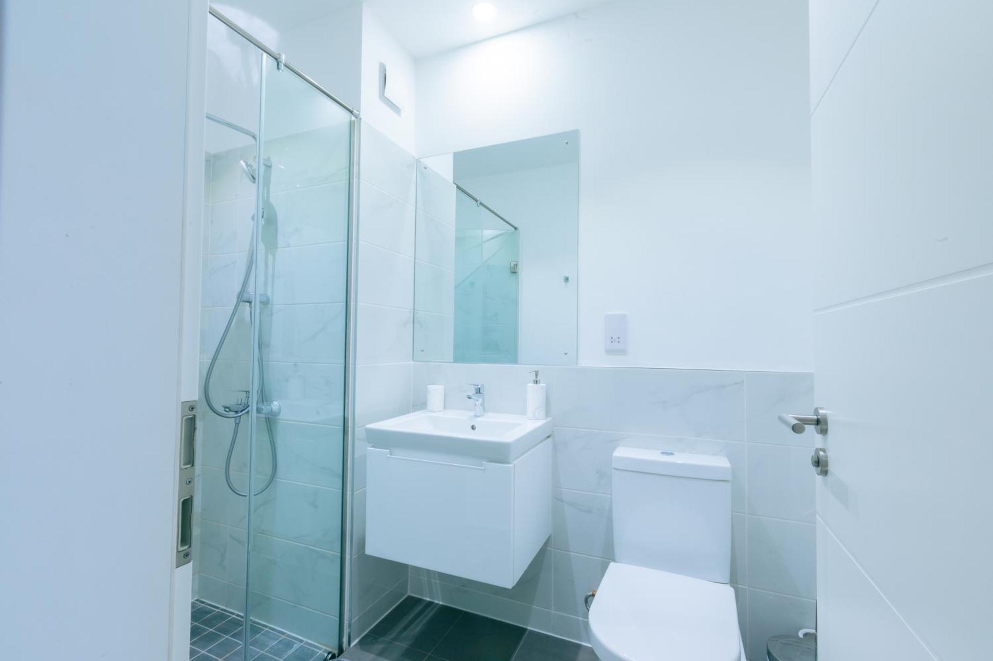 7 Minutes From The Airport - Chic Studio Аккра Экстерьер фото