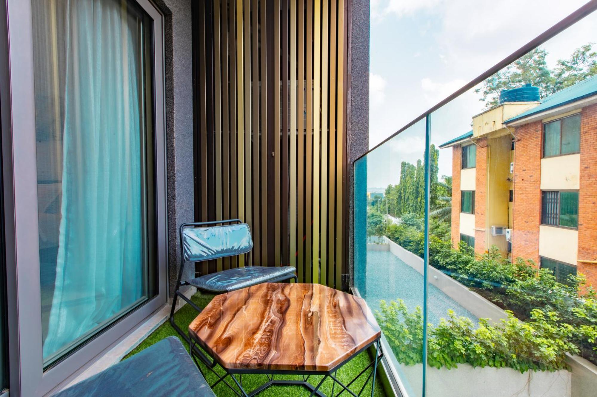 7 Minutes From The Airport - Chic Studio Аккра Экстерьер фото