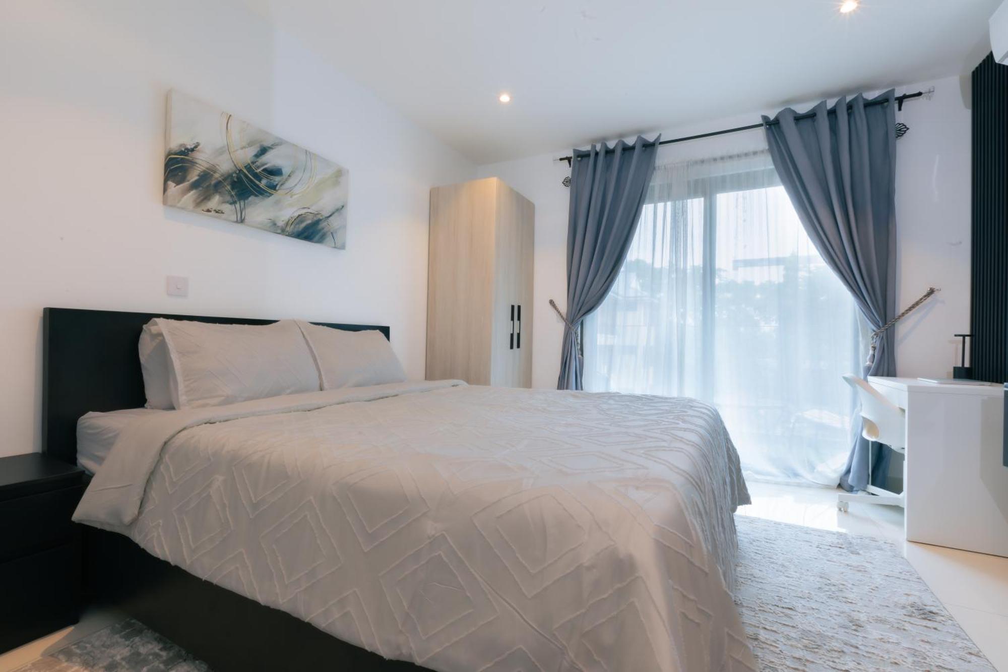 7 Minutes From The Airport - Chic Studio Аккра Экстерьер фото